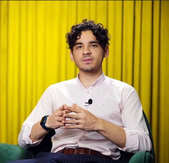 Фото менеджера